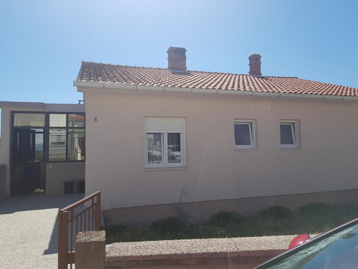 Ferienwohnung Marton Krk Exterior foto