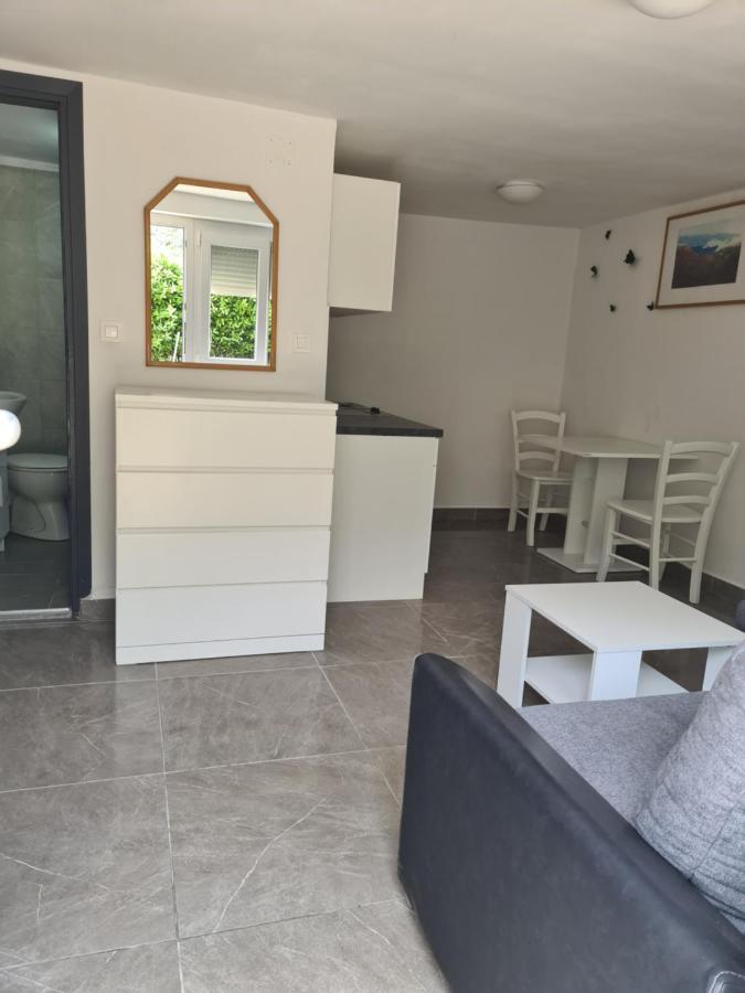 Ferienwohnung Marton Krk Exterior foto