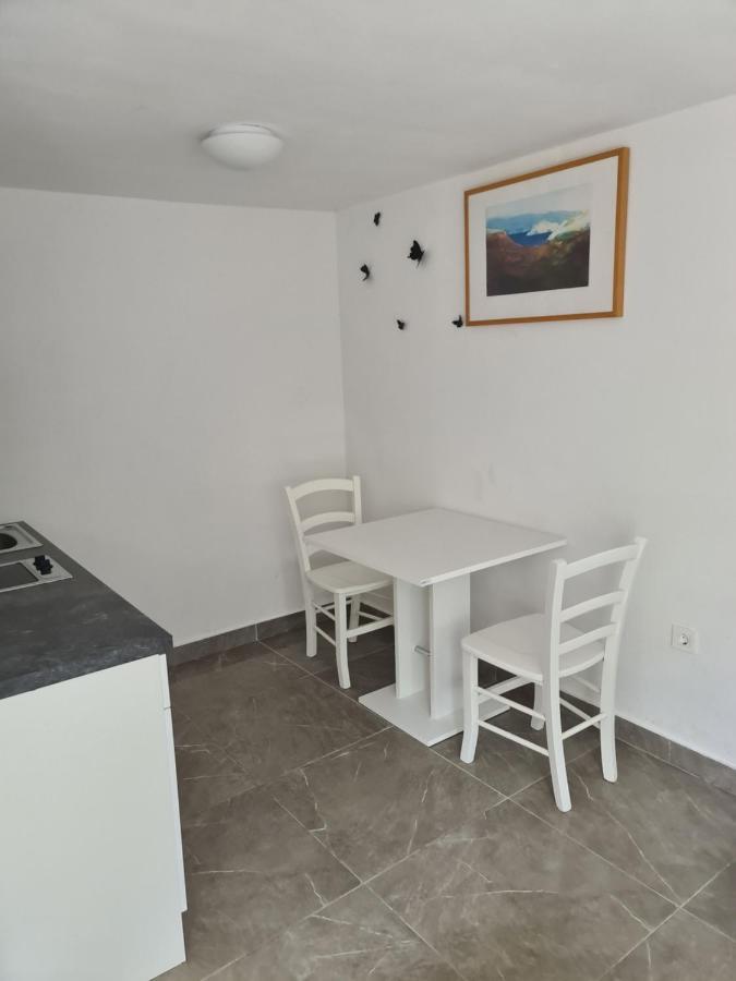 Ferienwohnung Marton Krk Exterior foto